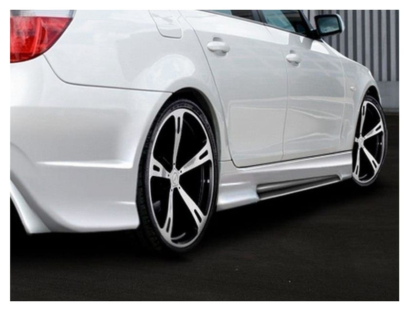 Dokładka BMW 5 E60 E61 Progi Generation V No Primed
