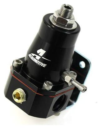 Regulator ciśnienia paliwa Aeromotive EFI 1000HP ORB-06 Czarny