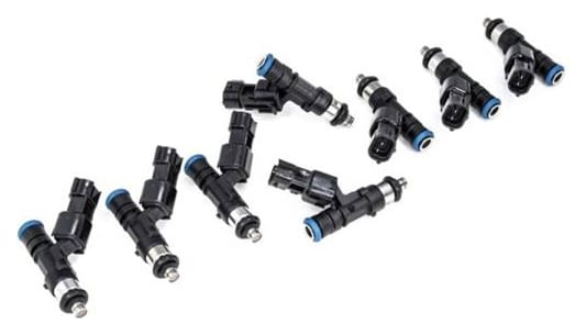 Wtryskiwacze DeatschWerks 750cc Audi S4/RS6/S6/S8 4.2L V8, Nissan Titan 5.6L