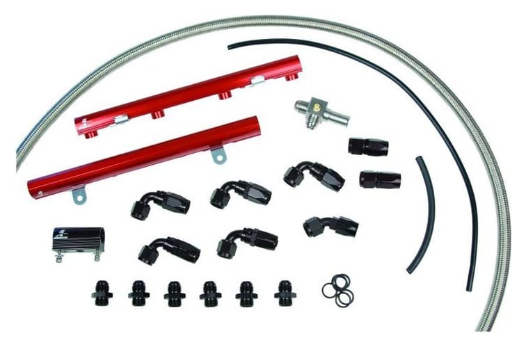 Zestaw listw paliwowych Aeromotive (3 zawory) 05-06 Mustang GT 4.6l