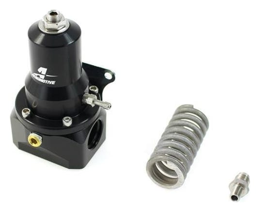 Regulator ciśnienia paliwa Aeromotive EFI 1000HP 2-8 Bar AN10 Czarny