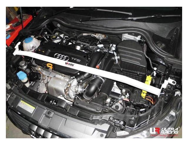 Rozpórka Audi A1 10+ UltraRacing 2-punktowa przednia górna Strutbar