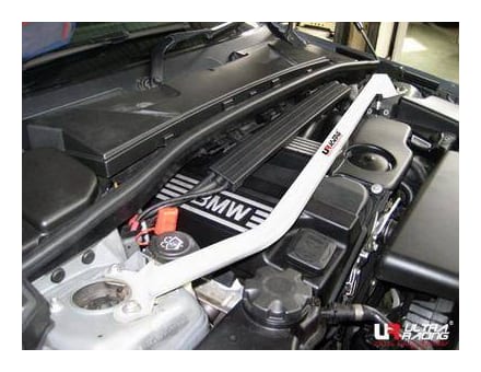 Rozpórka BMW 1 04-11 E87 (120i 2.0 UltraRacing przednia górna Strutbar