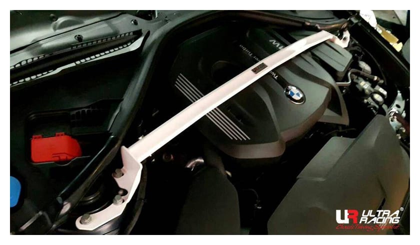 Rozpórka BMW 3 F30 330i /M2 F87 /435 UltraRacing przednia górna Strutbar