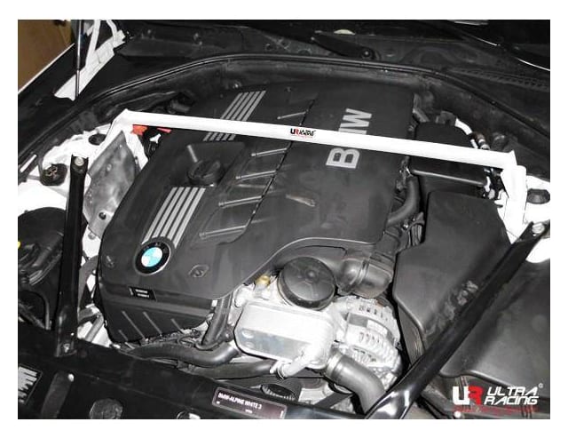 Rozpórka BMW 520/525/528 F10 10+ UltraRacing 2P przednia górna Strutbar