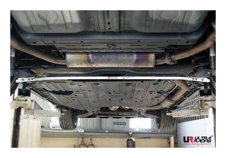 Rozpórka Honda Civic 06+ FK/FN/FN2 HB UltraRacing tylna Sway Bar 18mm