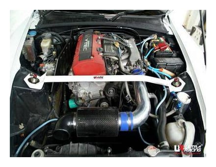 Rozpórka Honda S2000 99-03 UltraRacing 2-punktowa przednia górna Strutbar