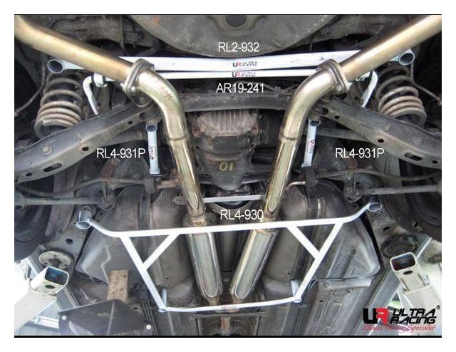 Rozpórka Lexus GS400 98-00 UltraRacing 2-punktowa tylna dolna Brace 932