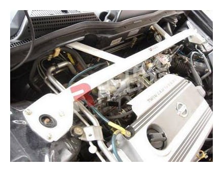 Rozpórka Nissan Almera 00-05 N16 Ultra-R 4-punktowa przednia górna Strutbar