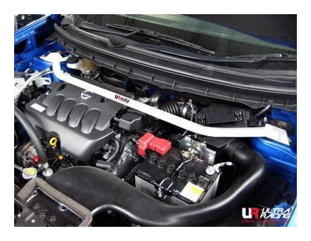 Rozpórka Nissan X Trail 2.0 08+ UltraRacing przednia górna Strutbar