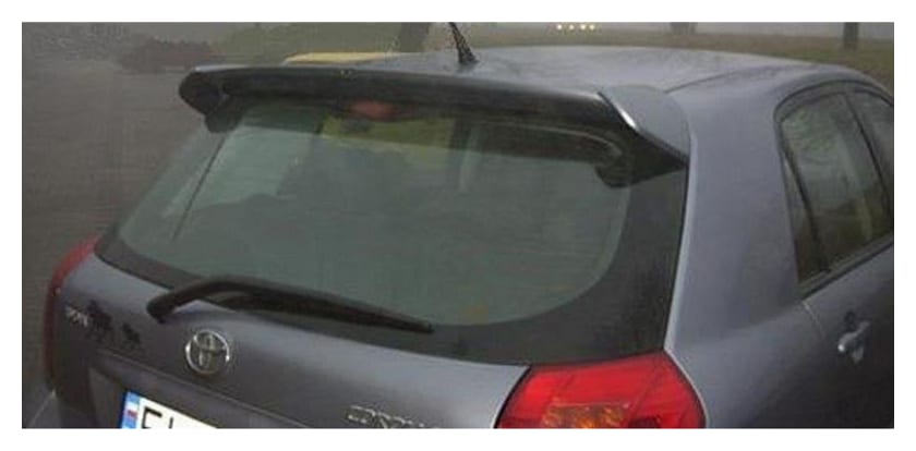 Spoiler Toyota Corolla IX bez podkładu